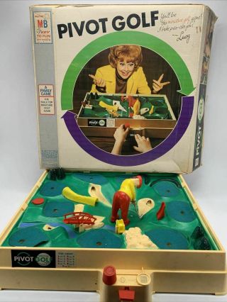Vintage 1973 Pivot Golf Miniature Milton Bradley Game - Rare