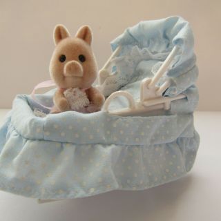 Sylvanian Families - Vintage Rocking Cradle With Rare Baby Felicity Truffle