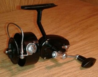 Rare Vintage Olympic Dolphin No.  41 Spinning Reel,  Made In Japan.  & Smooth