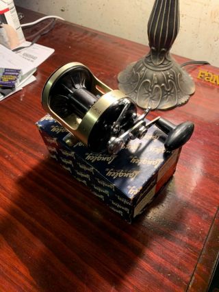 Saltwater Fishing Reel: Langley Dyna - Matic/ Model 444/ With Box/ Shape