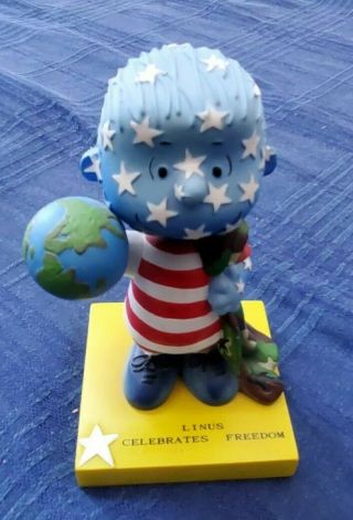 Rare Westland Peanuts Linus Celebrates Freedom Figurine 8674 Figure Snoopy