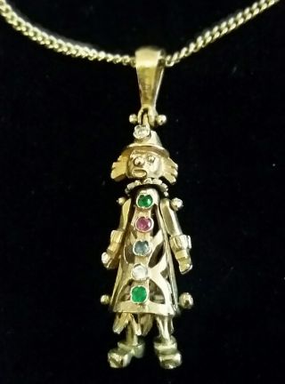 A & Rare Vintage 9ct Gold Moveable Clown With 16 Inch 9ct Gold Chain.