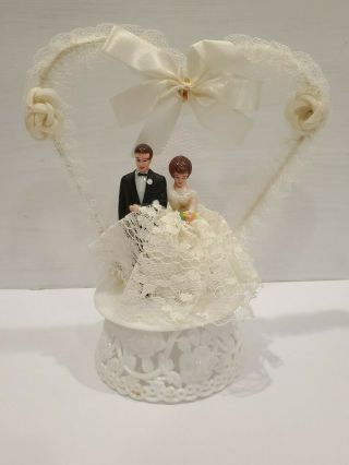 Vintage 60s Wedding Cake Topper Bride & Groom Lace Heart W/ Flowers Mid Century