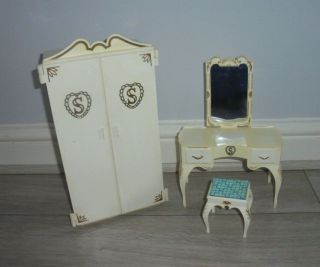 Vintage Pedigree Sindy Doll Wardrobe & Dressing Table Set - 44502 & 44505