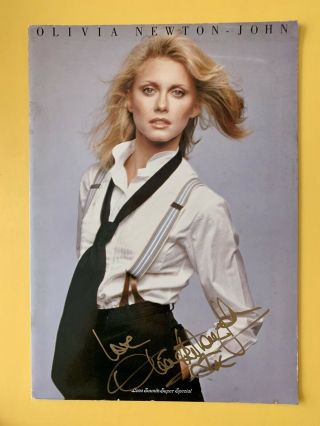 Olivia Newton - John Very Rare Signed Totally Hot Japan Tour Tourbook With Poster