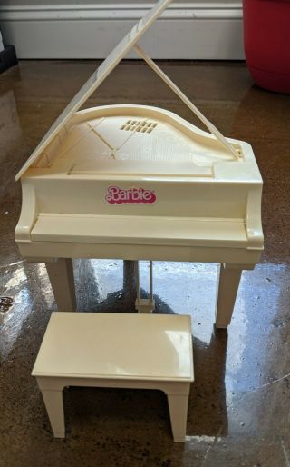 1981 Vintage Mattel White Barbie Electronic Baby Grand Piano