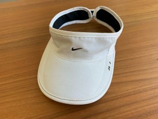 Nike Daybreak Dri - Fit White Mesh Running Visor Cap Hat (one Size) Rare