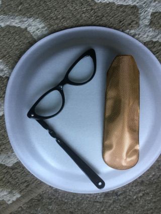 Vintage 1950’ One Hand Held Reading Glasses Gold Colored Pouch