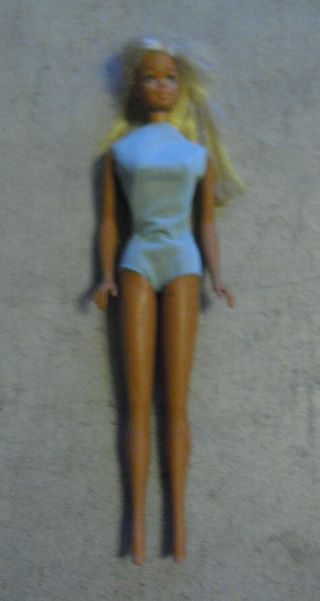 Vintage 1966 Mattel Japan 2 Blonde Barbie Doll With Click Knees And Swimsuit