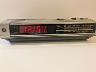 Ge Alarm Clock Am/fm Radio General Electric Model 7 - 4634b Vintage