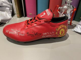 Signed Bryan Robson Manchester United Boot Football Rare Photo Proof