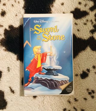 Disney’s The Sword In The Stone Vhs (rare) Black Diamond Classic Edition