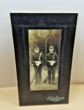 Antique Early B&w Cabinet Card Military Soldiers Holding Rifles W/ Bayonets