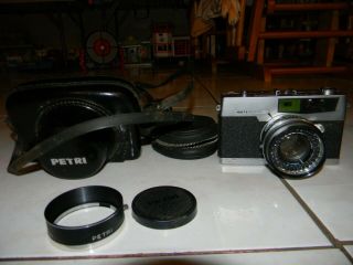 Rare Petri 7s Vintage 35mm Film Rangefinder Camera F/1.  8 45mm Lens W/ Case