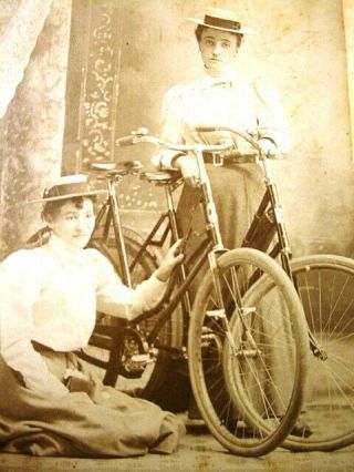 Antique Studio Photo 2 Ladies W/bicycles 1900/oshkosh Wisconsin