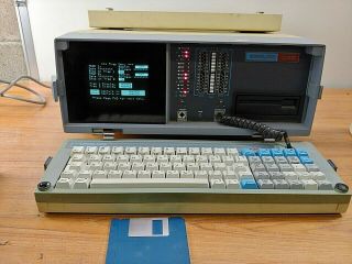Rare Digilog Model 300 Portable Serial Protocol Analyzer W/3.  5 " Floppy,  Keyboard