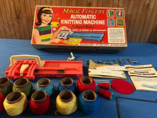 Vintage 1966 Magic Fingers Automatic Knitting Machine Toy Rare