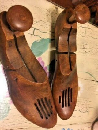 Antique Pair Wood Adjustable Shoe Molds Tree Stretcher Forms Victorian Hardwood