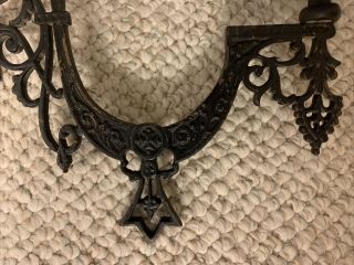 VTG/Antique Black Cast Iron Oil Lamp Holder Swing Arm Style with Wall Bracket 3