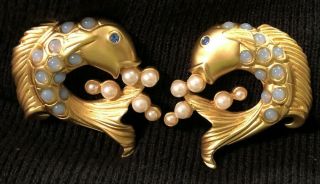 Rare Elizabeth Taylor For Avon " Sea Shimmer " Koi Fish Clip On Earrings