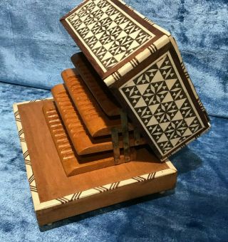 RARE Wooden Music Cigarette Box w inlay Italy 1940 ' s PLAYS 
