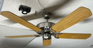 Casablanca Delta Ii 50 " Ceiling Fan In Rare Brushed Nickel W/ Light Oak Blades