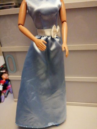 Barbie Doll 1998 Moving Arms In Blue Ball Gown Dress 1998 3