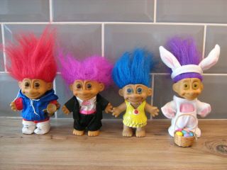 " Vintage/collectable " - Russ - 4 X Trolls (inc Easter Bunny/no.  1 Dad) - 1980/90s