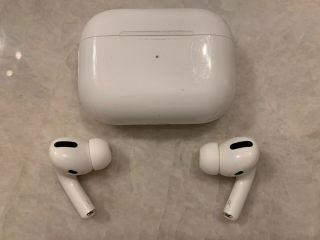 Apple Airpods Pro With Noise Cancelling Mwp22am/a White Rarely A2084