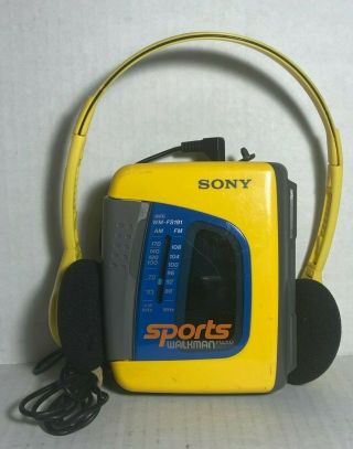 Rare Sony Sports Walkman Am/fm Stereo Cassette Player Model Wm - Fs191 C - 1
