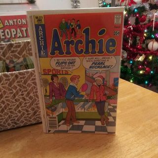 Rare Archie 271 Fn - Pearl Necklace 1978