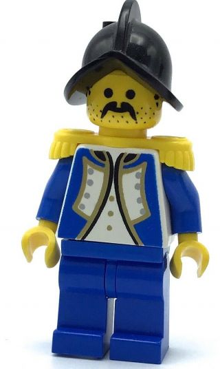 Lego Vintage Bluecoat Soldier Minifigure Rare Kernal Commander Pirate Fig