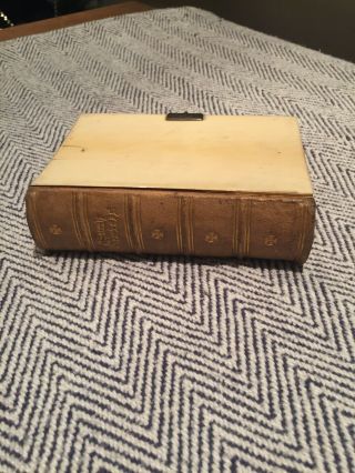 The Book Of Common Prayer - Ivory Cover Vintage Rare