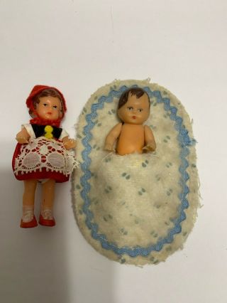 Vintage East German Rubber Miniature Dollhouse Doll (3 ") And Baby With Blanket