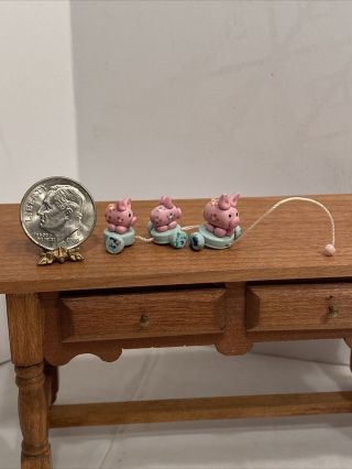 Vintage Artisan 3 Little Pigs Pull Toy Childs Room Dollhouse Miniature 1:12