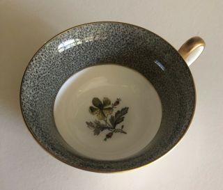 Wedgwood ELAINE Rare Tea Cup & Saucer Set Bone China Gold Trim 3