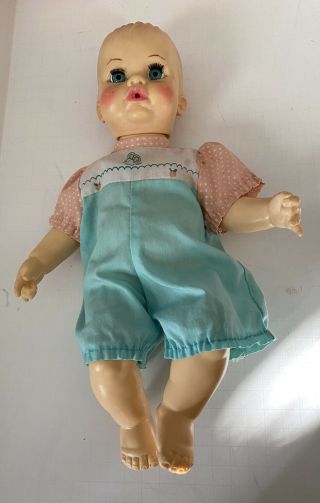 Vintage Antique 1971 Ideal Baby Doll 12 " Drinks And Wets Ideal Toy Co.  Clothes