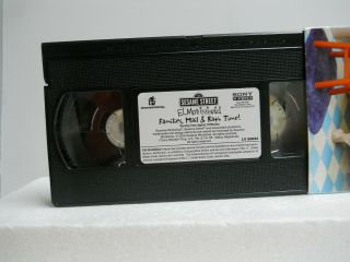RARE Elmos World - Families,  Mail and Bath Time (VHS,  2004) 3
