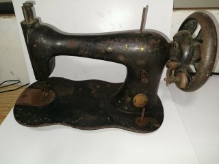 Antique Singer Sewing Machine Model 15 - 1.