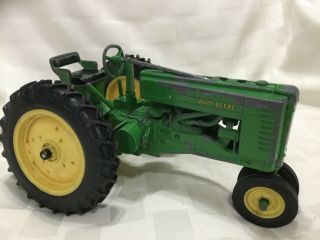 Vintage 1:16 Ertl John Deere Tractor Die Cast Toy,  B3