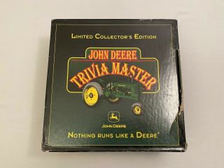 JOHN DEERE TRIVIA MASTER COLLECTOR ' S EDITION BOARD GAME COMPLETE RARE 1 OF 5000 2