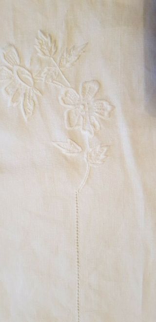 Vintage Antique White Linen Cotton Hand Embroidered Whitework Flowers Tablecloth 2