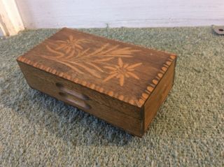Vintage Wooden Hand Carved ? Cigar / Trinket Box Swiss Brienzer Holz - Schnitzerei