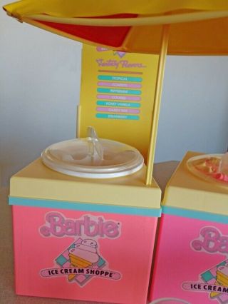 Vintage Mattel Barbie Ice Cream Shoppe Playset 3653 real ice cream maker 2