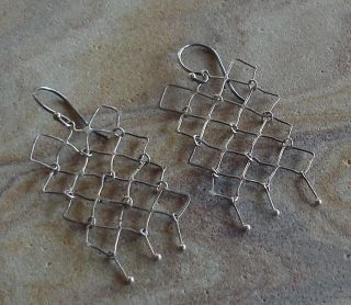Rare And Unique Vintage Sterling Silver Mesh Dangle Earrings