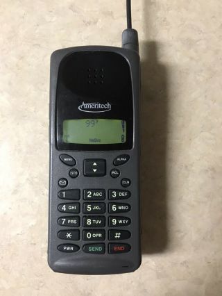 Vintage Motorola Brick Ameritech Cellular Phone 80’s MOD: 34067WNDEA RARE 3