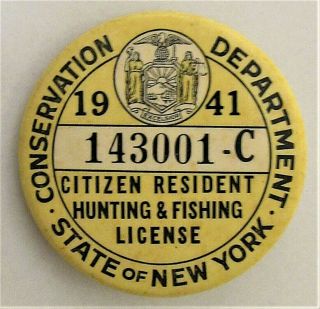 1941 License Pinback Button York Resident Hunting And Fishing Pin,  Badge