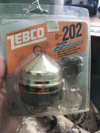 Vintage 1986 • Zebco • 202 • 25th Anniversary • In Pack • Made In Usa • Rare