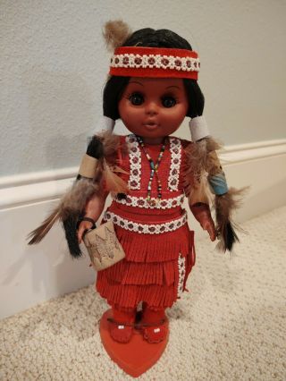Vintage Carlson Native American Indian Doll With Papoose And Red Suede.