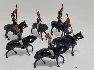 6 Pc Antique Lead Figurines - Military - Black Coats - Soldiers On Horse - England?nr